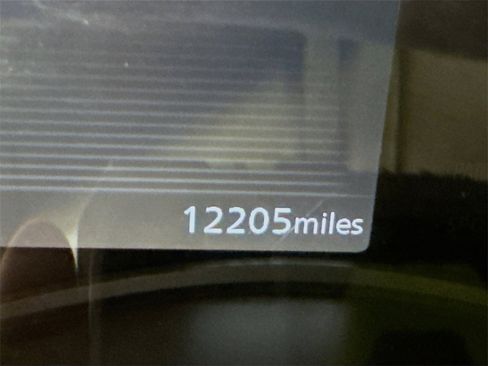 Certified 2024 Nissan Kicks SR w/ SR Premium Package image 5