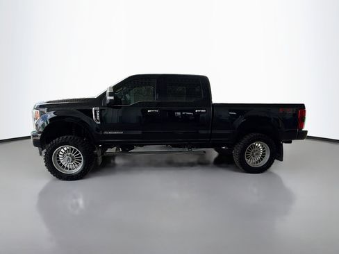 Used 2017 Ford F350 Platinum w/ Platinum Ultimate Package image 6