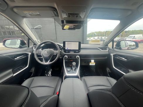 Used 2025 Toyota RAV4 Limited w/ Advanced Technology Package AWD/4WD image 17