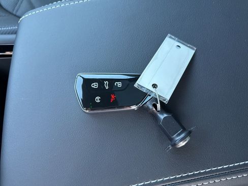 New 2025 Volkswagen Atlas Cross Sport SE image 29