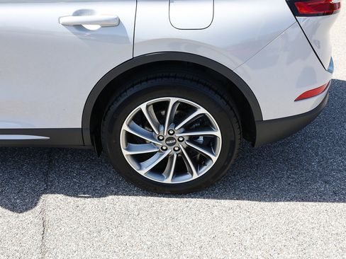 Certified 2024 Lincoln Corsair AWD w/ Equipment Group 101A image 4