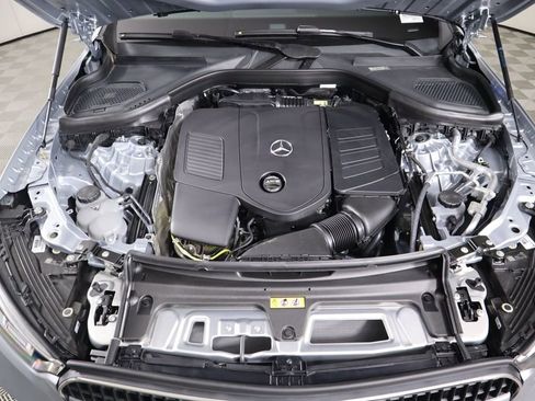 Certified 2025 Mercedes-Benz GLC 300 image 30