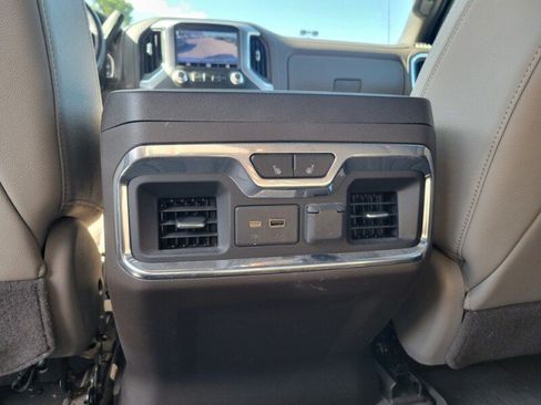 Used 2021 GMC Sierra 1500 SLT AWD/4WD image 23