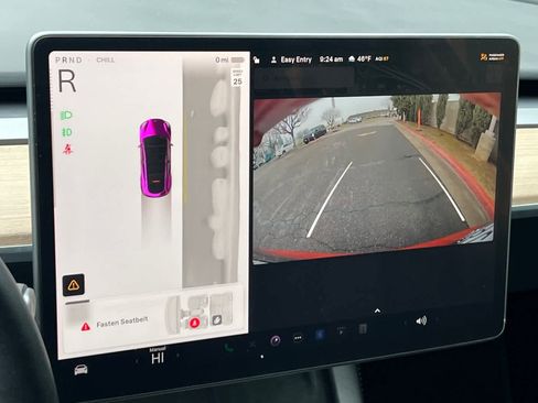 Used 2023 Tesla Model Y Performance image 24