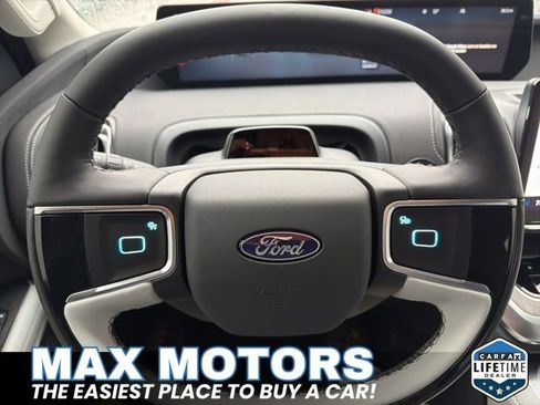 New 2025 Ford Expedition Platinum w/ Platinum Ultimate Package AWD/4WD image 27