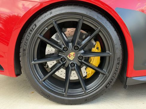 Used 2018 Porsche 911 Carrera GTS image 19