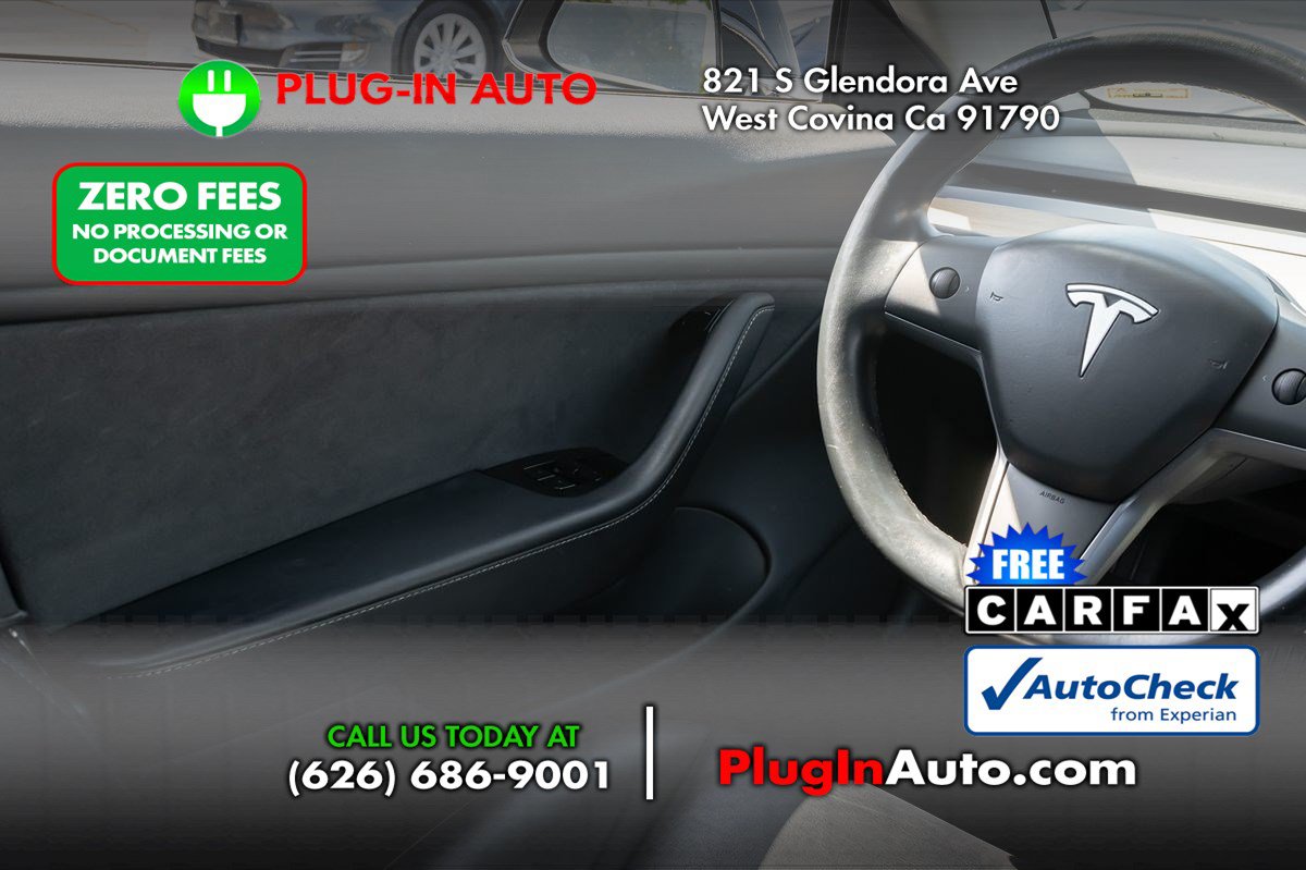 Used 2018 Tesla Model 3 Mid Range RWD image 15