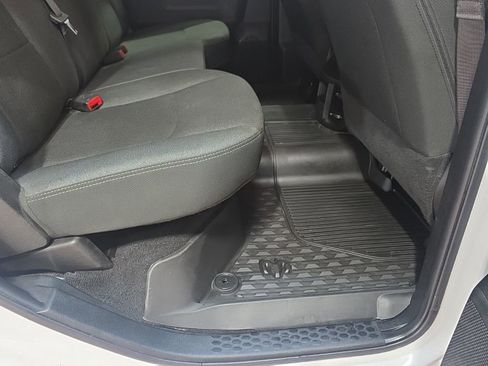 Used 2020 RAM 3500 Tradesman image 16