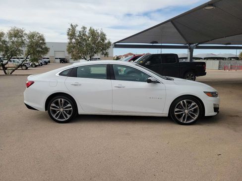 Used 2024 Chevrolet Malibu LT FWD image 9