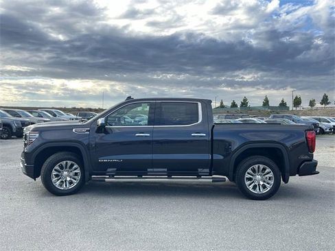 New 2026 GMC Sierra 1500 Denali w/ Technology Package image 6