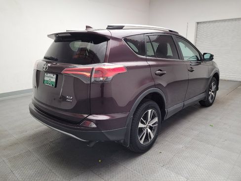 Used 2018 Toyota RAV4 XLE image 9