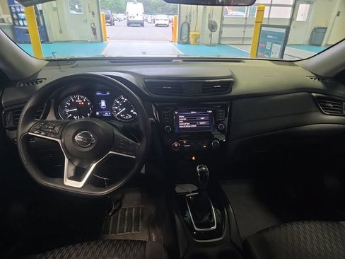 Used 2020 Nissan Rogue S AWD/4WD image 6