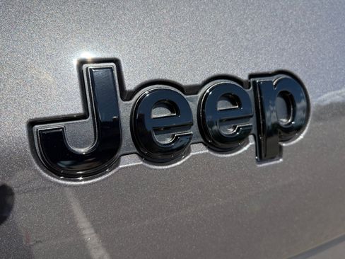 New 2026 Jeep Grand Cherokee L Summit w/ Obsidian Package AWD/4WD image 30