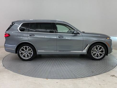 New 2026 BMW X7 xDrive40i w/ Premium Package image 7