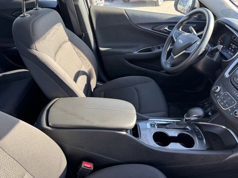 Used 2023 Chevrolet Malibu LT w/ Driver Confidence Package image 8