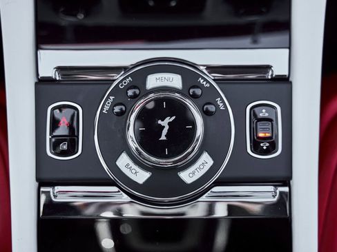 Used 2020 Rolls-Royce Wraith RWD image 59