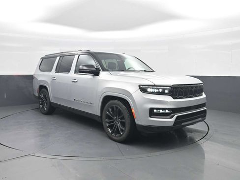 Used 2024 Jeep Grand Wagoneer L Series II w/ Quick Order Packagew 28T image 1