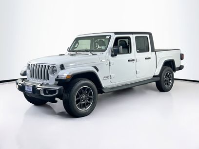 Used 2022 Jeep Gladiator Overland w/ Popular Equipment Package