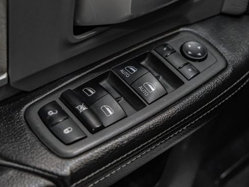 Used 2022 RAM 2500 Big Horn AWD/4WD image 41