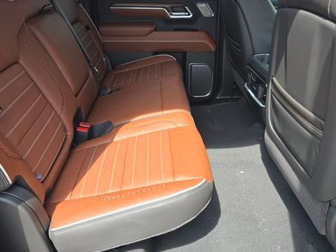 New 2026 GMC Sierra 3500 Denali Ultimate AWD/4WD image 25