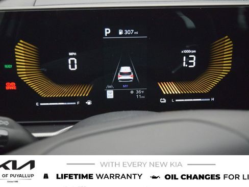 New 2026 Kia Sportage S image 18