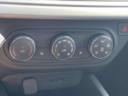 New 2026 Chevrolet Trax LS w/ LS Convenience Package FWD image 14