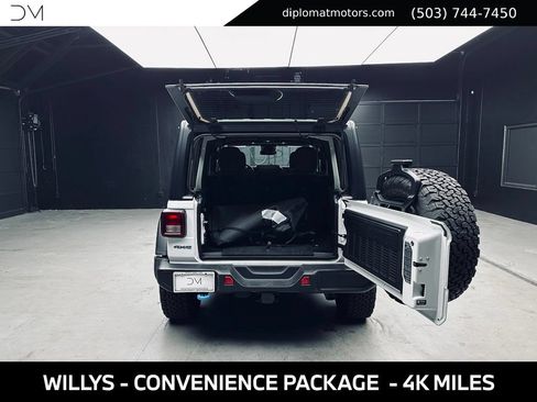 Used 2024 Jeep Wrangler Unlimited AWD/4WD image 49
