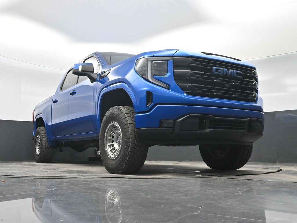 Used 2022 GMC Sierra 1500 Elevation w/ Elevation Premium Package AWD/4WD image 33