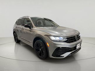 Used 2024 Volkswagen Tiguan SE R-Line AWD/4WD video 1