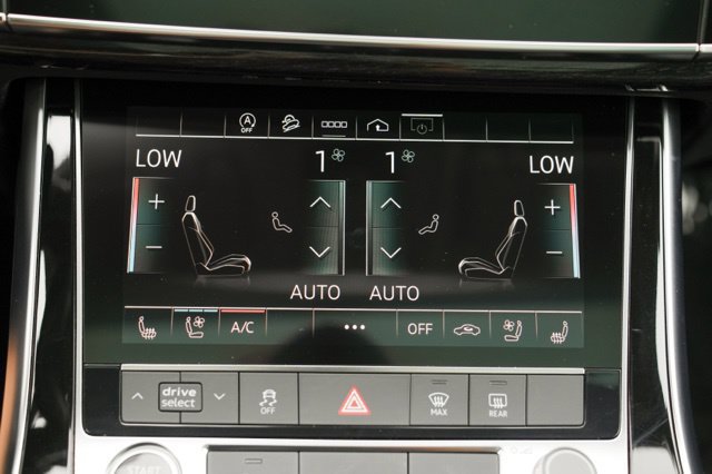 Used 2022 Audi Q7 3.0T Premium Plus w/ Premium Plus Package AWD/4WD image 26