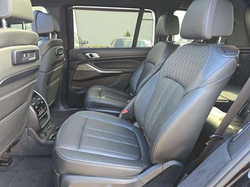 Used 2019 BMW X7 xDrive50i w/ Dynamic Handling Package image 5