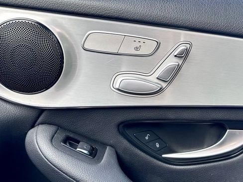 Certified 2019 Mercedes-Benz GLC 300 image 33