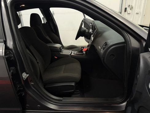 Used 2022 Dodge Charger R/T RWD image 42