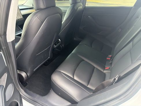 Used 2021 Tesla Model 3 Performance image 16