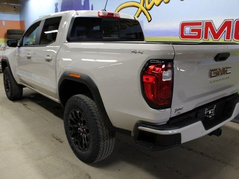 New 2026 GMC Canyon Elevation image 6