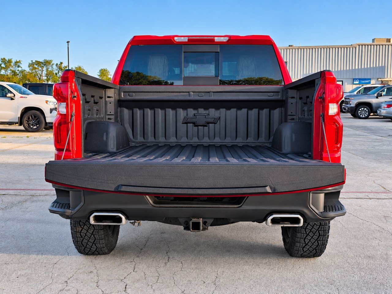 Certified 2024 Chevrolet Silverado 1500 LT Trail Boss w/ Convenience Package II AWD/4WD image 30