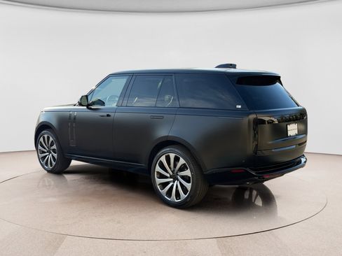 New 2026 Land Rover Range Rover SE AWD/4WD image 3