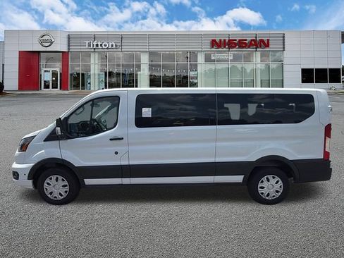 Used 2025 Ford Transit 350 XLT RWD image 4