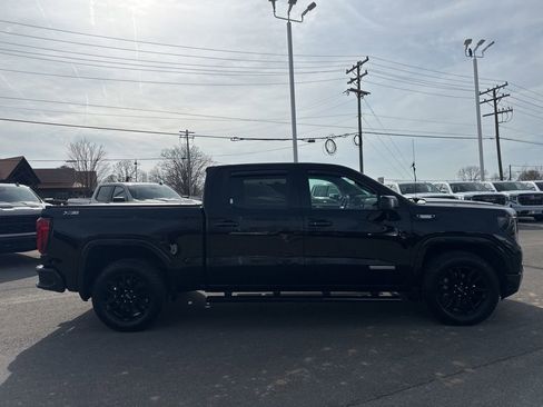 Used 2024 GMC Sierra 1500 Elevation w/ Elevation Premium Package AWD/4WD image 6