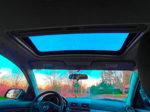 Used 2007 MAZDA MAZDA3 s Touring image 17