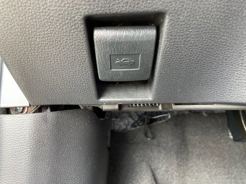 Used 2024 Toyota Corolla LE image 42