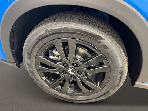 Certified 2026 Honda HR-V Sport image 11