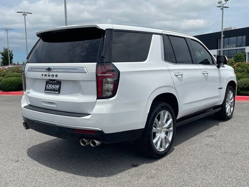 Used 2023 Chevrolet Tahoe High Country w/ Premium Package 2 AWD/4WD image 8
