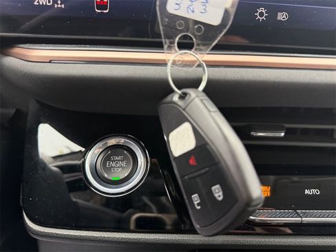 Used 2024 Buick Envision Sport Touring image 30