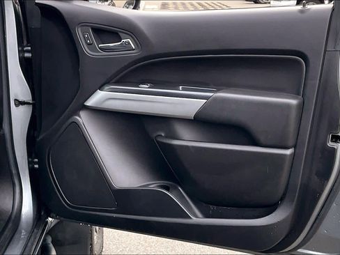 Used 2021 Chevrolet Colorado ZR2 image 25