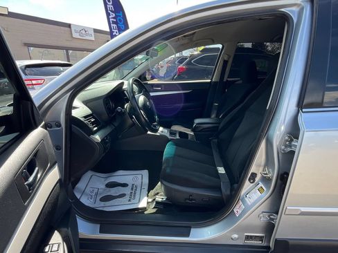 Used 2014 Subaru Outback 2.5i Premium w/ Accessory Value Package (OYX) AWD/4WD image 18