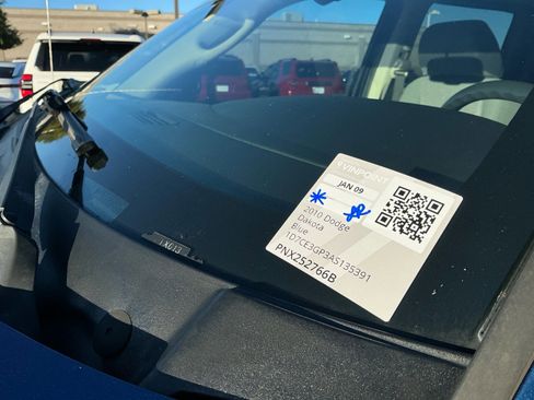 Used 2010 Dodge Dakota Big Horn image 24