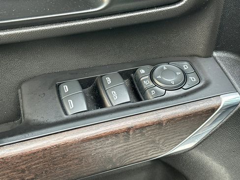 Used 2022 GMC Sierra 2500 Denali w/ Denali Ultimate Package image 12