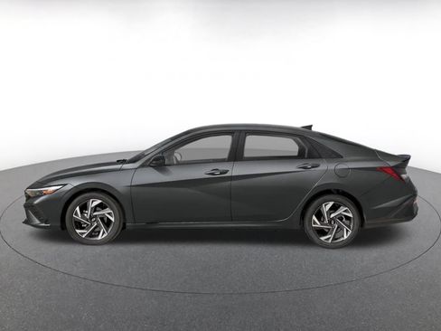 Used 2026 Hyundai Elantra Sport FWD image 3