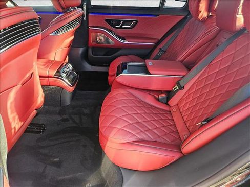 New 2026 Mercedes-Benz S 580 4MATIC Sedan image 16